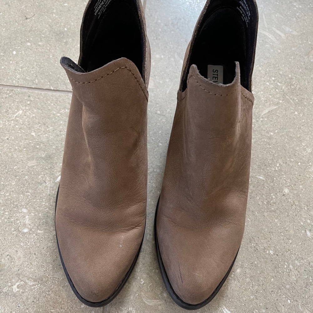 Booties - Picture 4 of 4